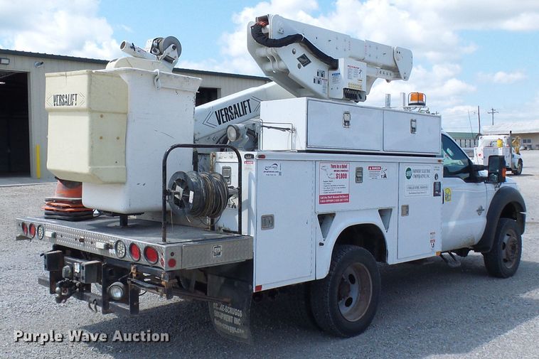 image for item DG2015 2011 Ford F550 Super Duty  bucket truck
