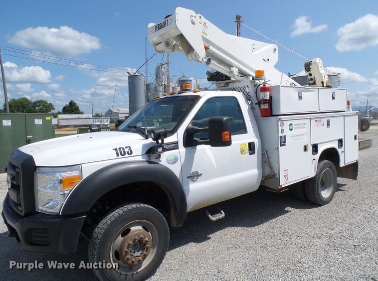 image for item DG2015 2011 Ford F550 Super Duty  bucket truck