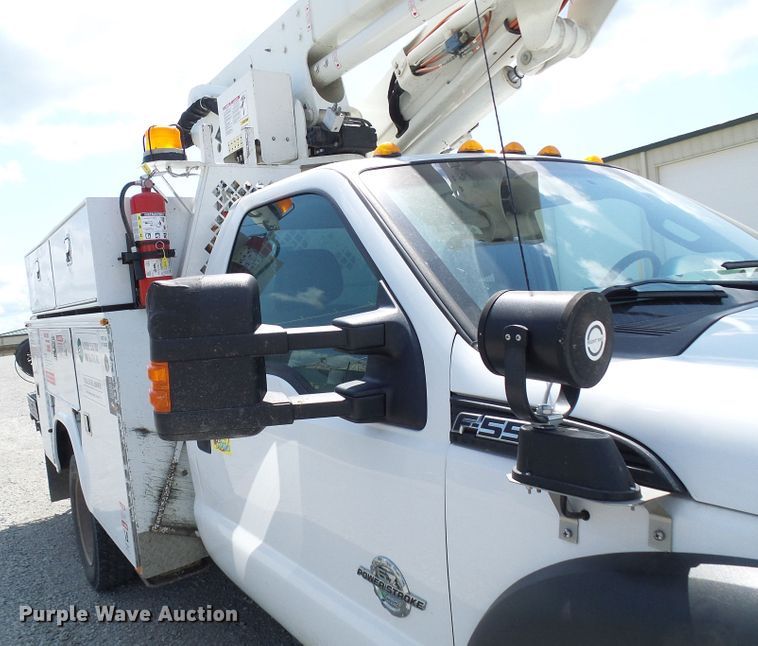 image for item DG2015 2011 Ford F550 Super Duty  bucket truck