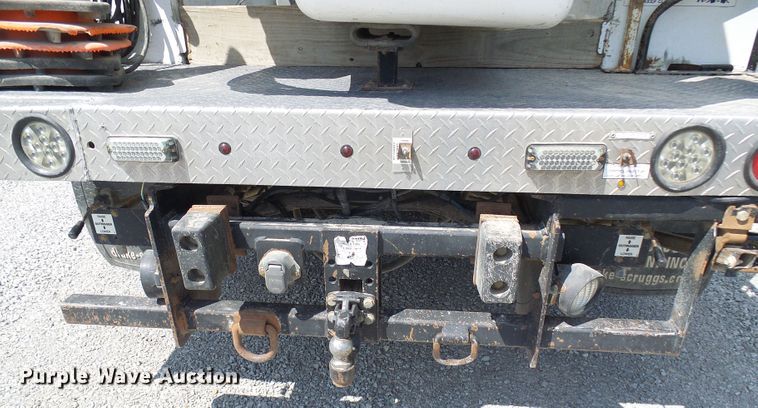 image for item DG2015 2011 Ford F550 Super Duty  bucket truck