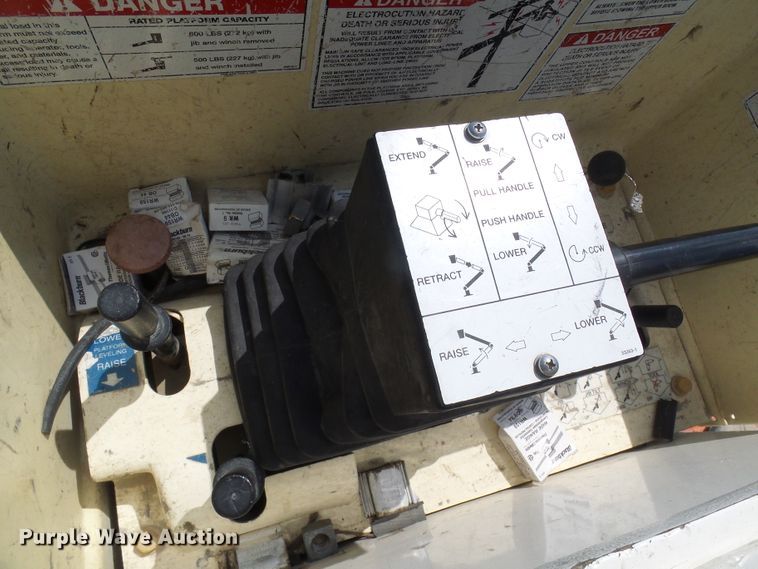 image for item DG2015 2011 Ford F550 Super Duty  bucket truck