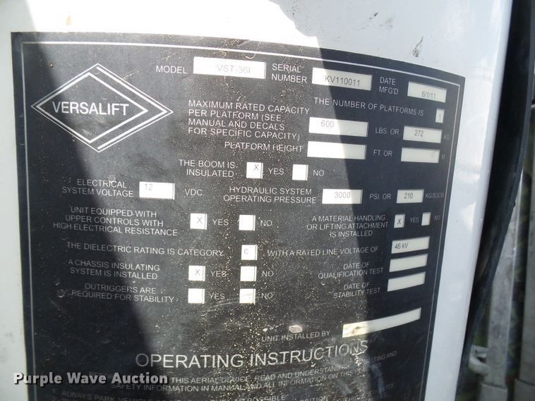 image for item DG2015 2011 Ford F550 Super Duty  bucket truck