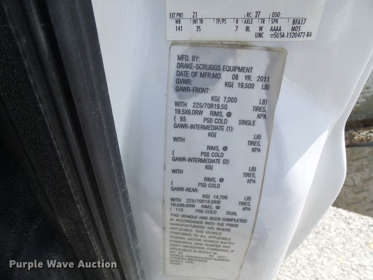 image for item DG2015 2011 Ford F550 Super Duty  bucket truck