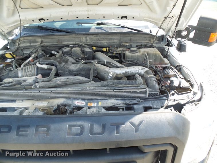 image for item DG2015 2011 Ford F550 Super Duty  bucket truck