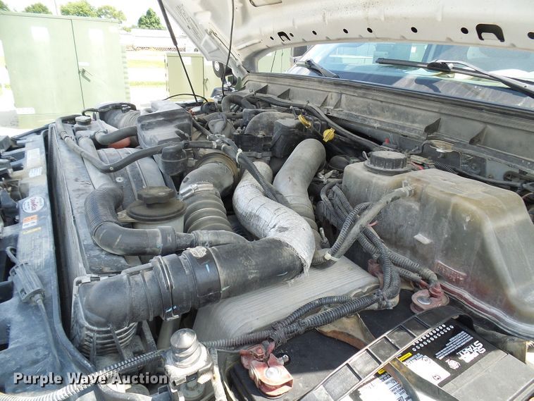 image for item DG2015 2011 Ford F550 Super Duty  bucket truck