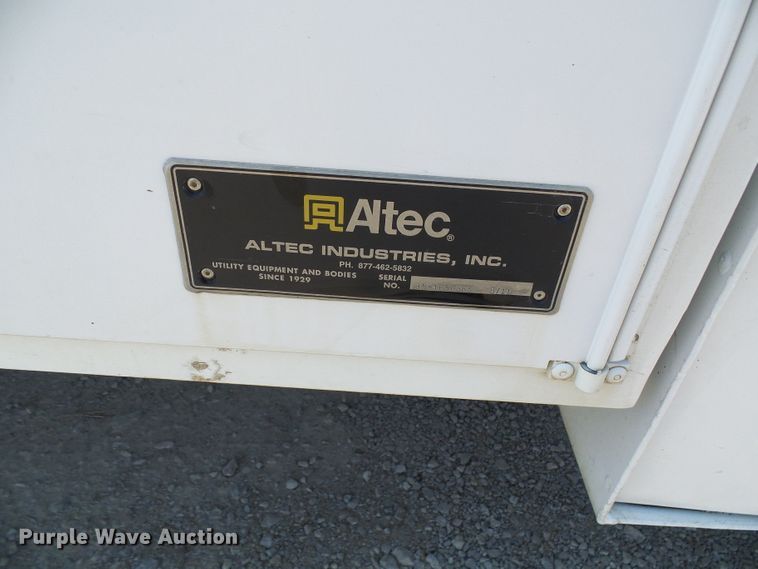 image for item DG2016 2011 Kenworth T370  utility truck