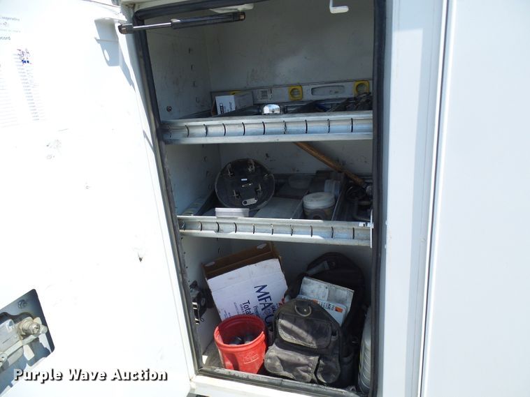 image for item DG2016 2011 Kenworth T370  utility truck