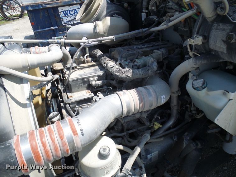 image for item DG2016 2011 Kenworth T370  utility truck