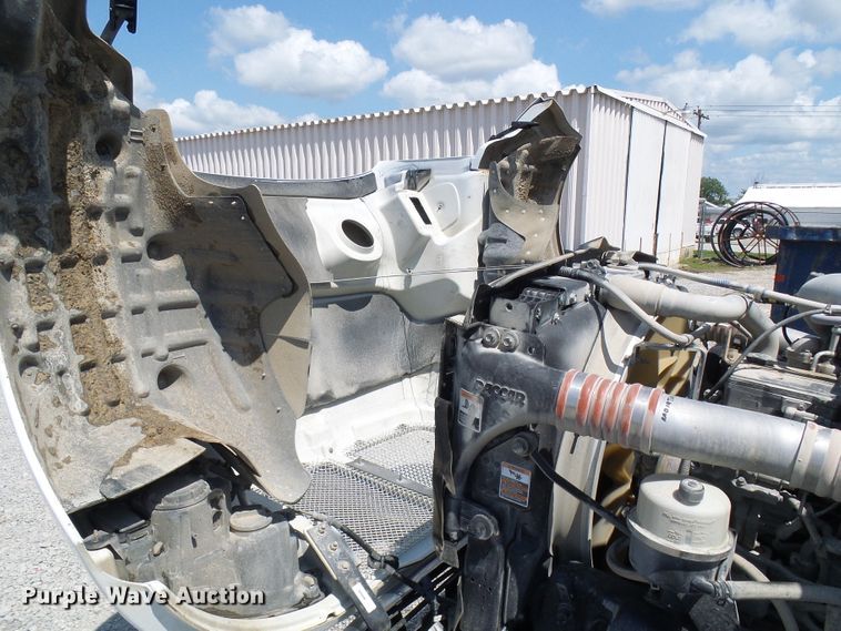 image for item DG2016 2011 Kenworth T370  utility truck