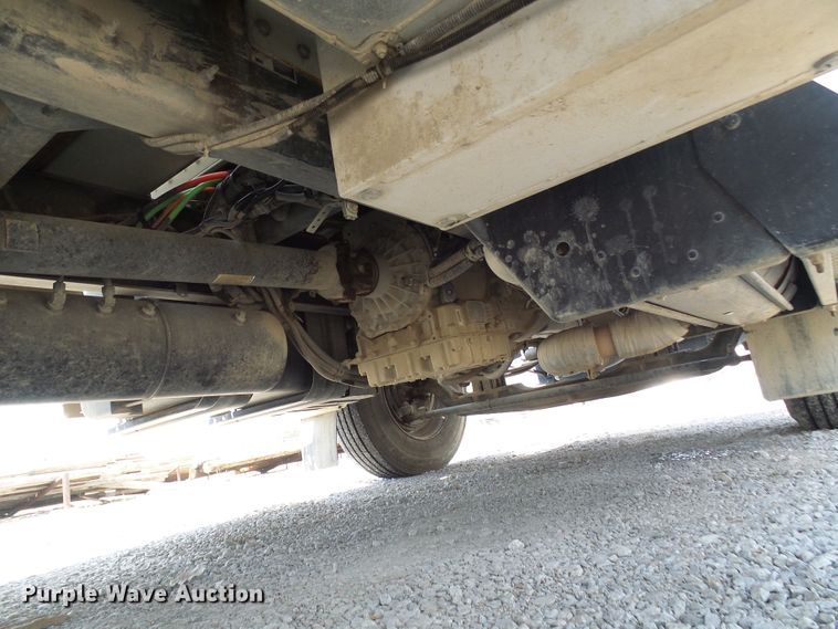 image for item DG2016 2011 Kenworth T370  utility truck