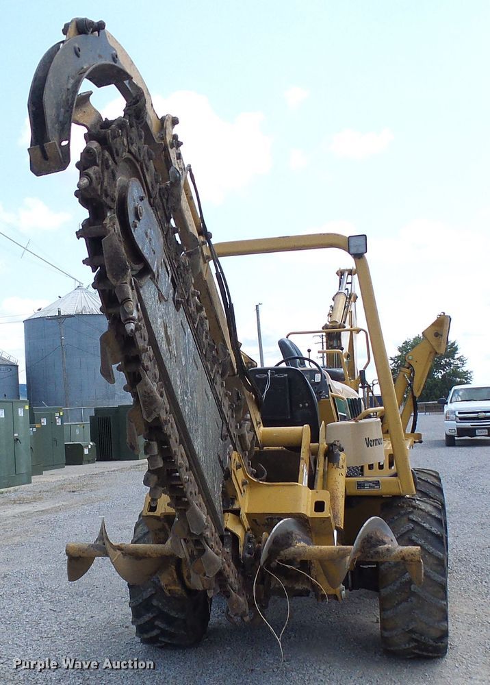 image for item DG2017 2009 Vermeer RTX750  trencher