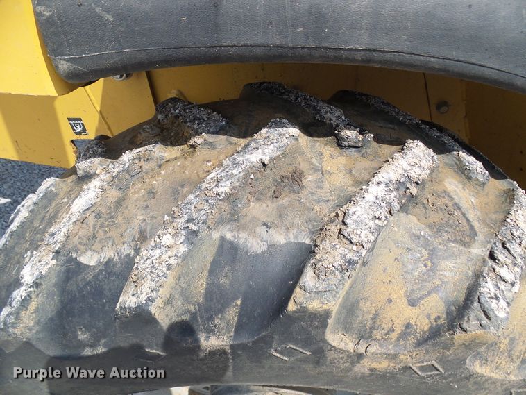 image for item DG2017 2009 Vermeer RTX750  trencher