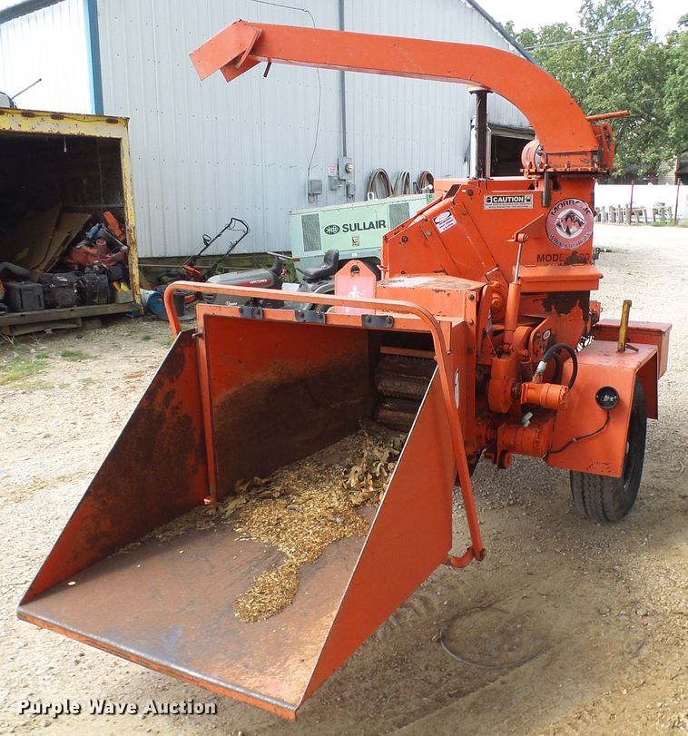 image for item DG2020 Morbark SP111HP3 wood chipper