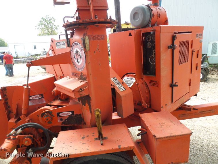 image for item DG2020 Morbark SP111HP3 wood chipper