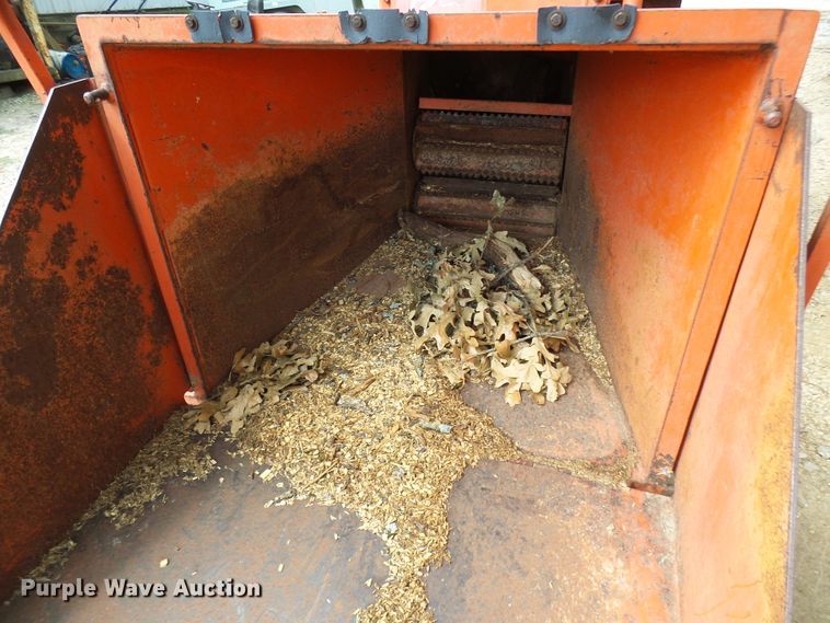 image for item DG2020 Morbark SP111HP3 wood chipper