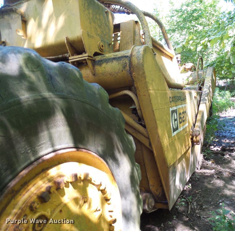 image for item DG2027 Caterpillar 627A  conventional scraper