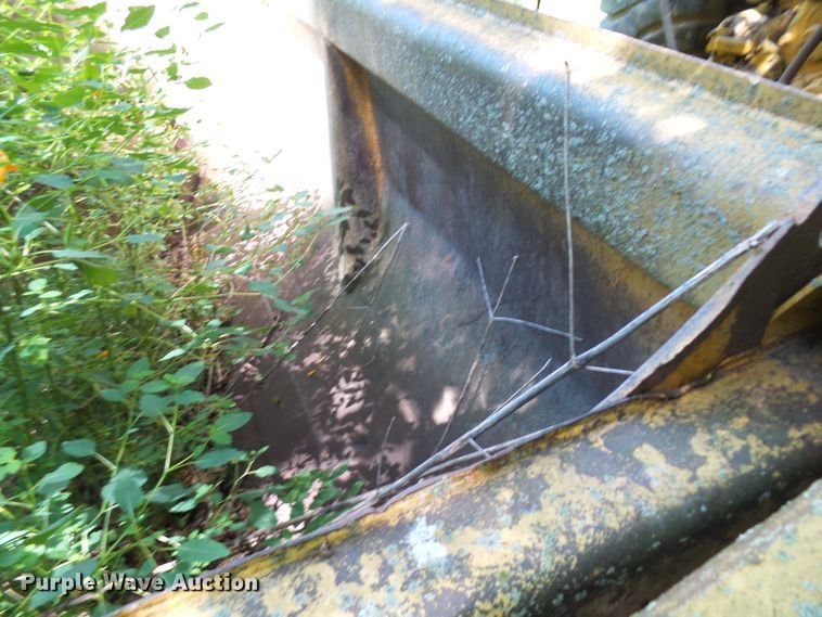 image for item DG2027 Caterpillar 627A  conventional scraper