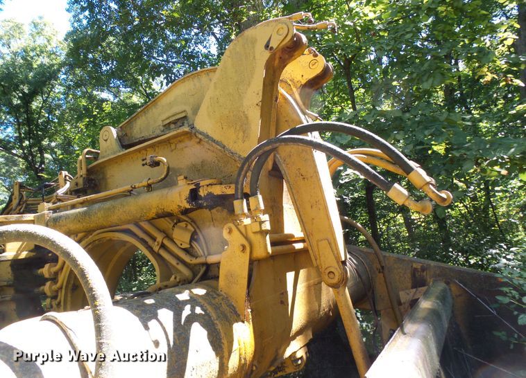 image for item DG2027 Caterpillar 627A  conventional scraper