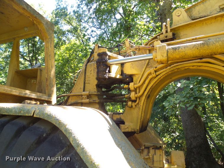 image for item DG2027 Caterpillar 627A  conventional scraper