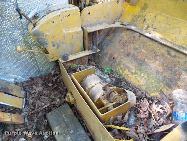 image for item DG2027 Caterpillar 627A  conventional scraper