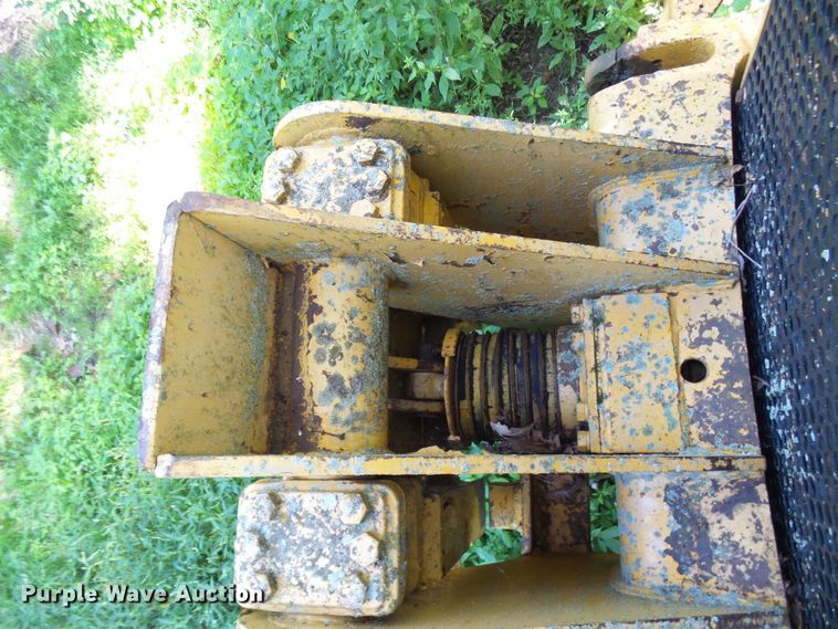 image for item DG2027 Caterpillar 627A  conventional scraper
