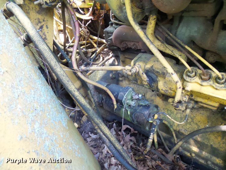 image for item DG2027 Caterpillar 627A  conventional scraper