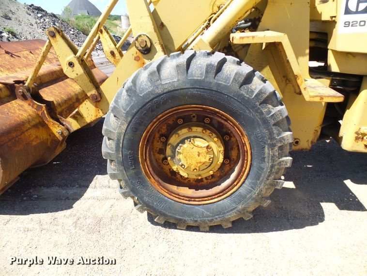 image for item DG2034 1978 Caterpillar 920  wheel loader