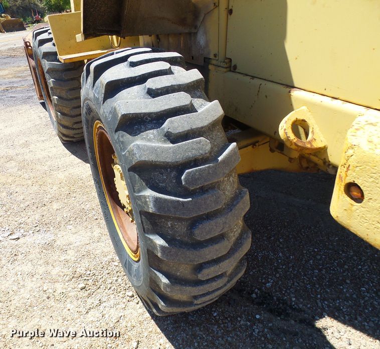 image for item DG2034 1978 Caterpillar 920  wheel loader