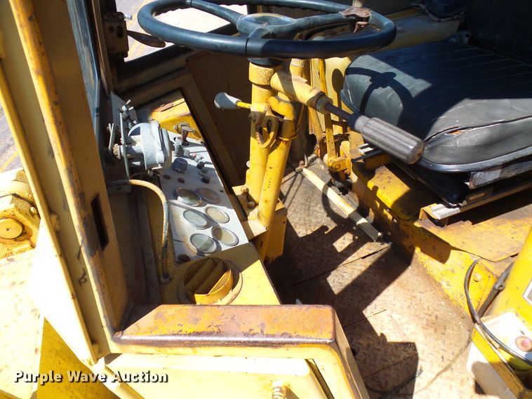 image for item DG2034 1978 Caterpillar 920  wheel loader