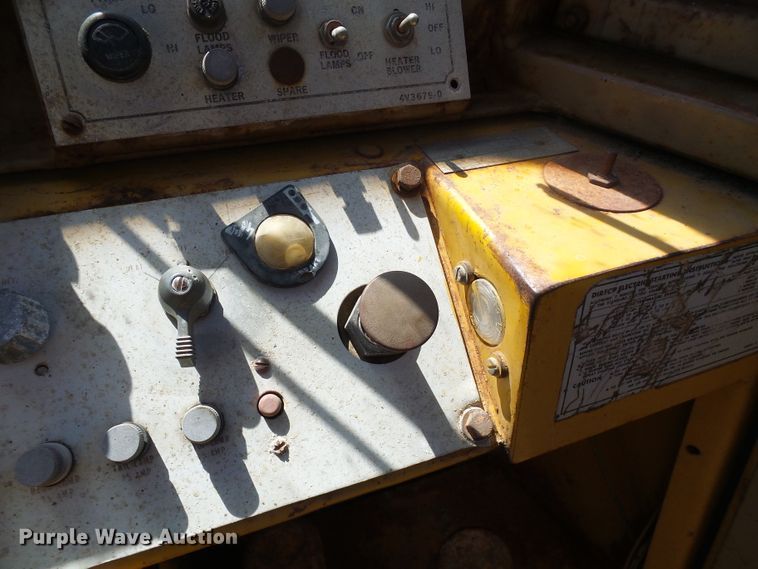 image for item DG2034 1978 Caterpillar 920  wheel loader