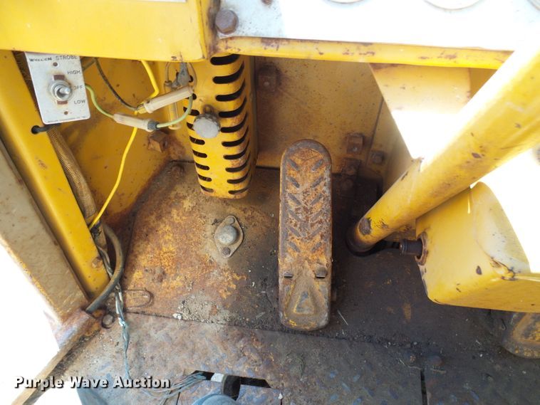 image for item DG2034 1978 Caterpillar 920  wheel loader