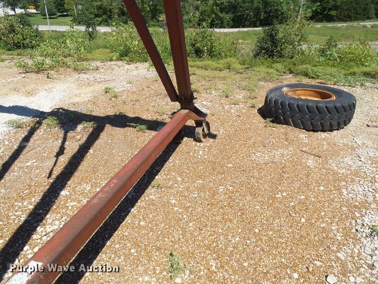 image for item DG2035 Wallace gantry crane