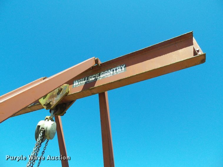 image for item DG2035 Wallace gantry crane