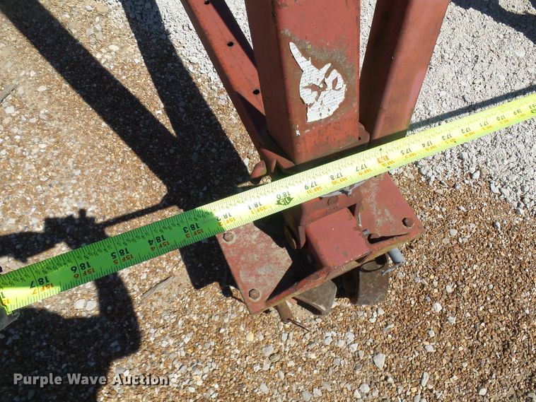 image for item DG2035 Wallace gantry crane