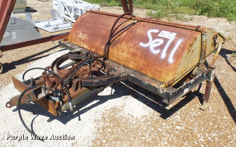 image for item DG2036 7'W broom