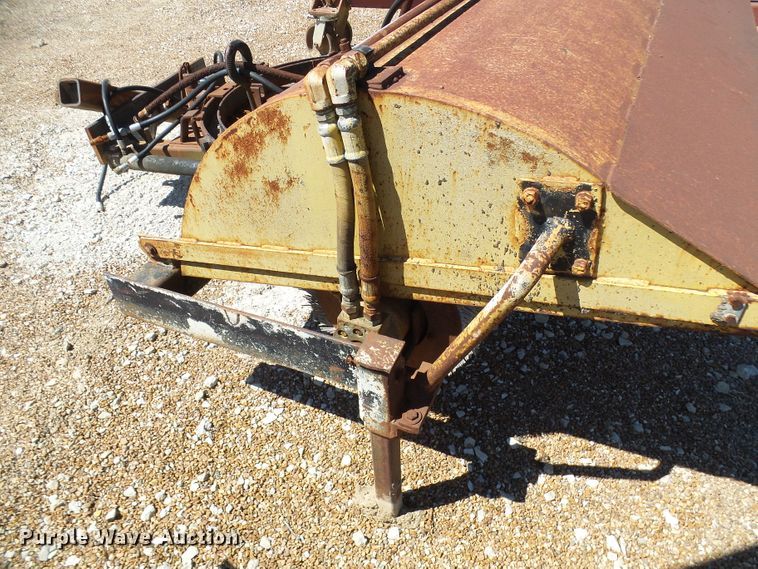 image for item DG2036 7'W broom