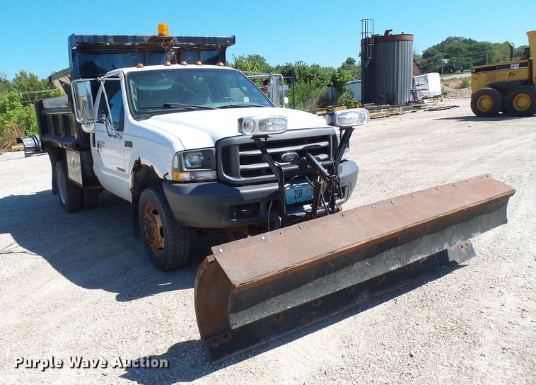 image for item DG2037 2003 Ford F550 Super Duty  dump truck