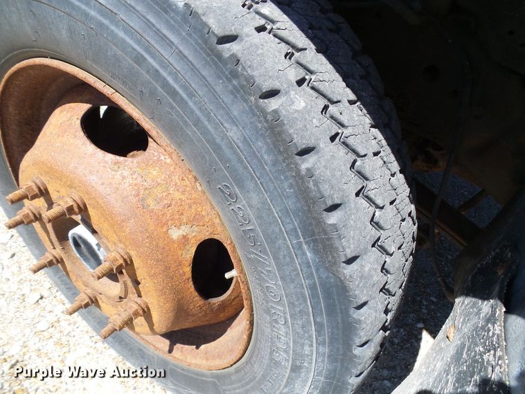 image for item DG2037 2003 Ford F550 Super Duty  dump truck