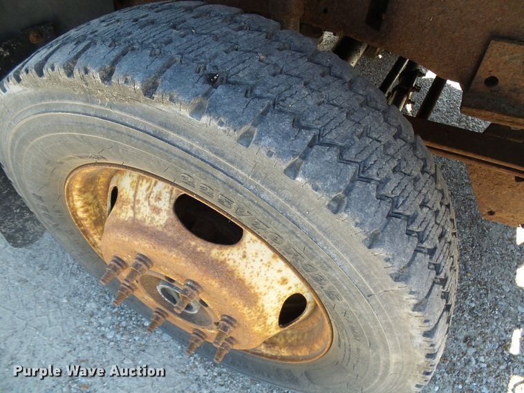 image for item DG2037 2003 Ford F550 Super Duty  dump truck