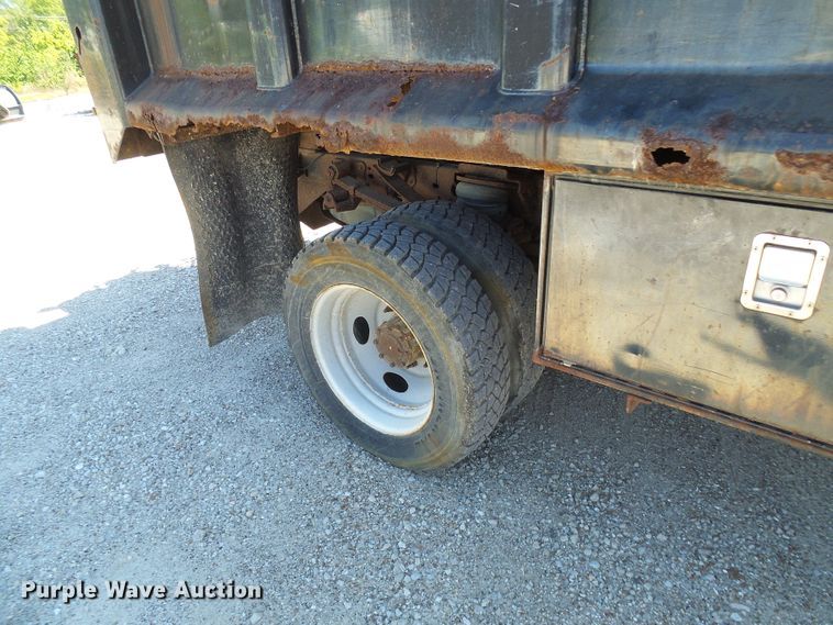 image for item DG2037 2003 Ford F550 Super Duty  dump truck