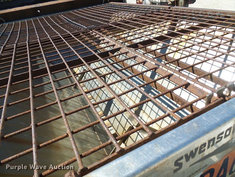 image for item DG2037 2003 Ford F550 Super Duty  dump truck