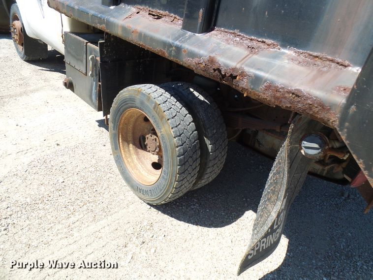 image for item DG2037 2003 Ford F550 Super Duty  dump truck