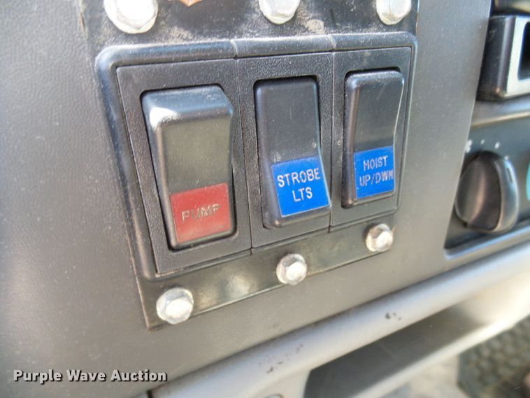 image for item DG2037 2003 Ford F550 Super Duty  dump truck