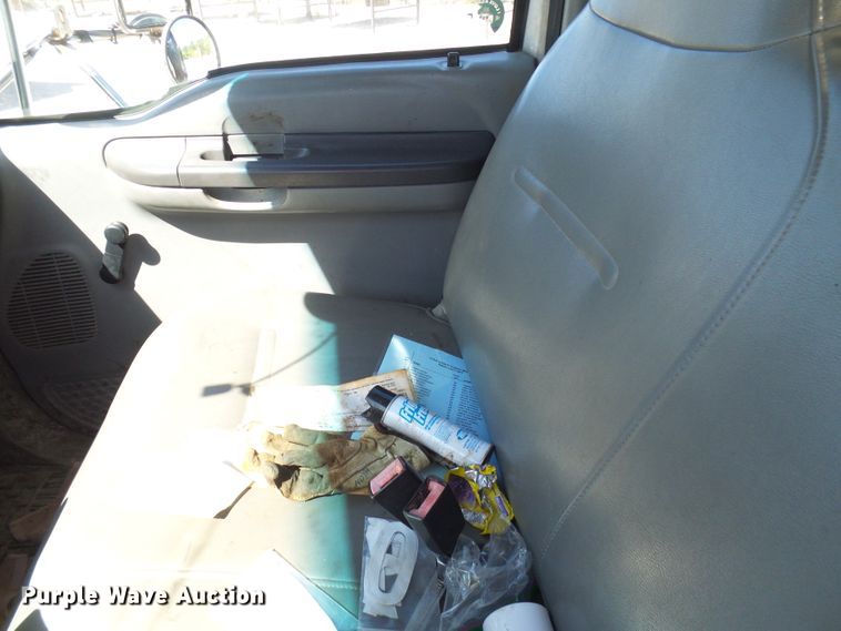 image for item DG2037 2003 Ford F550 Super Duty  dump truck