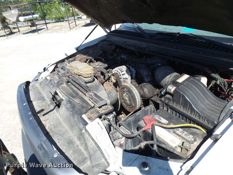 image for item DG2037 2003 Ford F550 Super Duty  dump truck