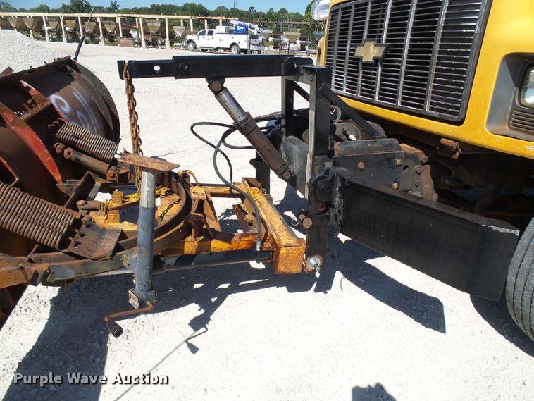 image for item DG2039 2002 Chevrolet C8500  dump truck