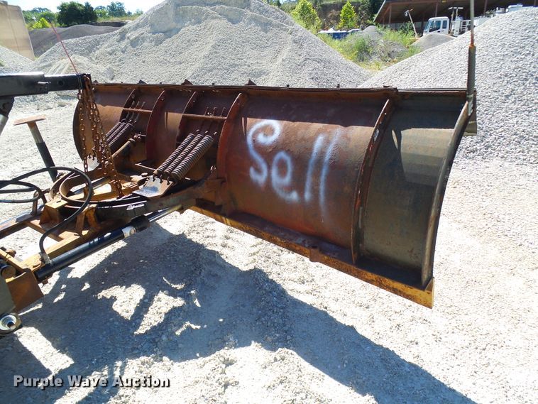 image for item DG2039 2002 Chevrolet C8500  dump truck