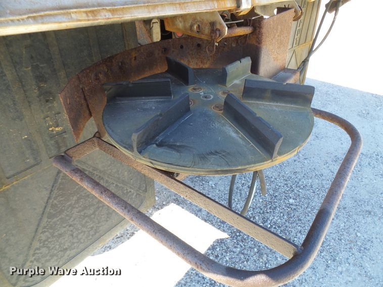 image for item DG2039 2002 Chevrolet C8500  dump truck