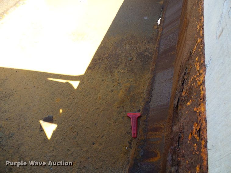 image for item DG2039 2002 Chevrolet C8500  dump truck