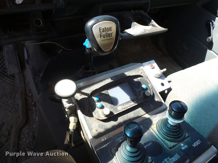 image for item DG2039 2002 Chevrolet C8500  dump truck